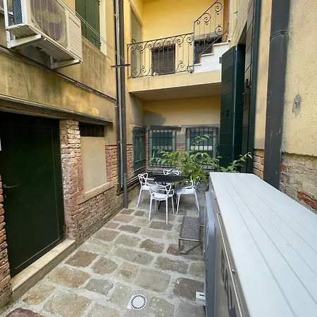 Appartamento Domus Venice Exterior photo